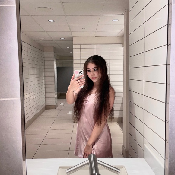 Meet your Posher, Eden - Picture 3 of 4